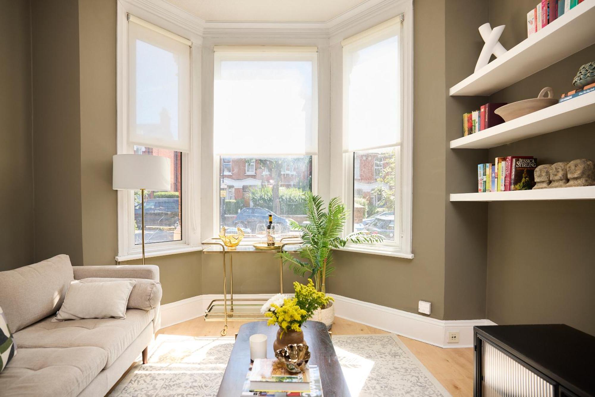 The Furness Hideout - Charming 2bdr Flat With Garden Londra